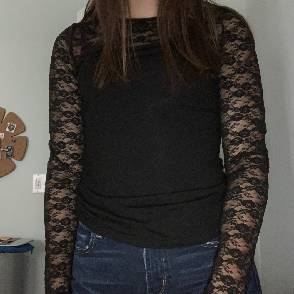 H&M Long Sleeve Lace Top